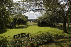 Gorgeous Scarah Cottage Ripley 26 sm.jpg